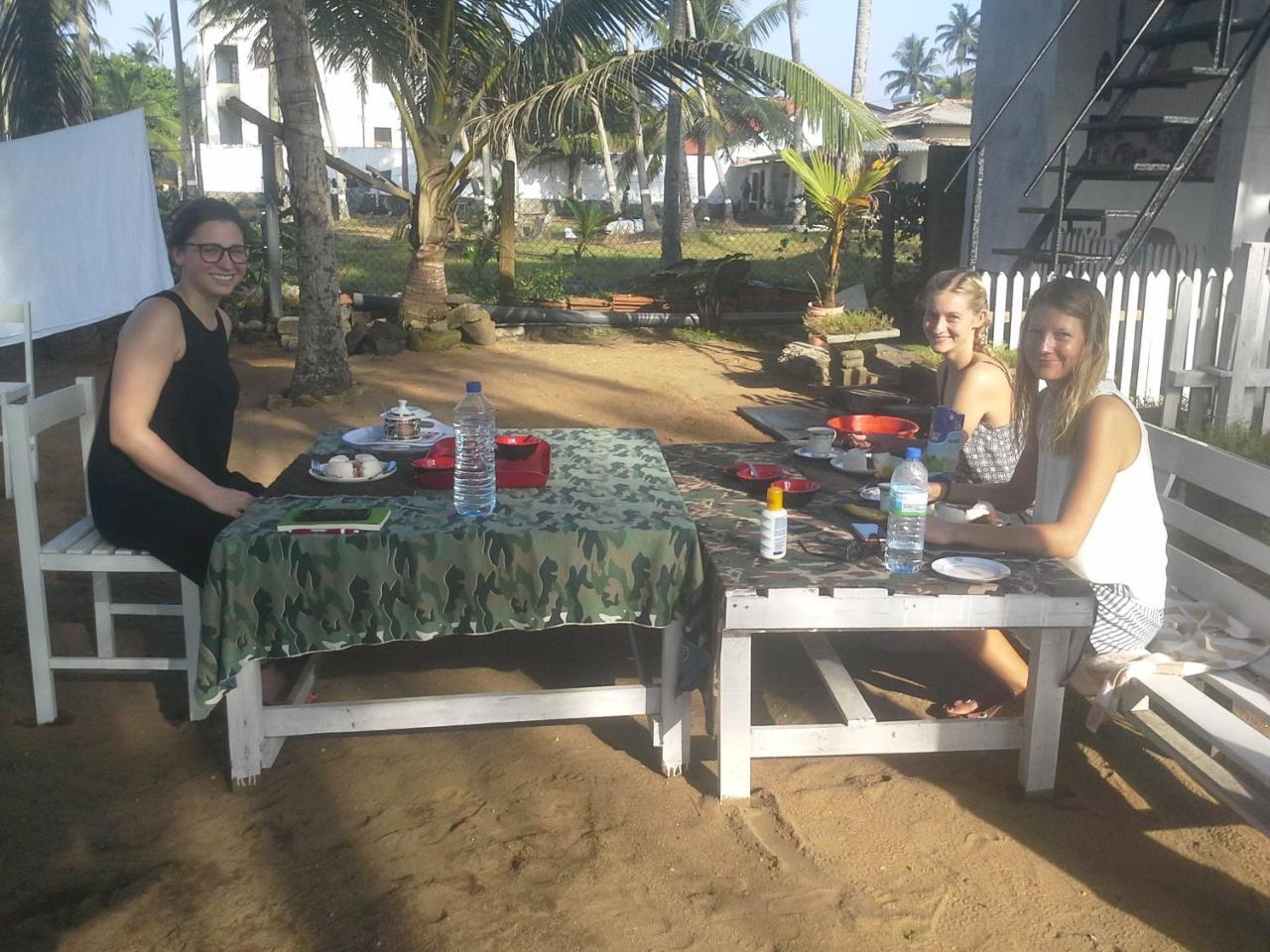 Ramya Ru Beach Home Galle Bagian luar foto