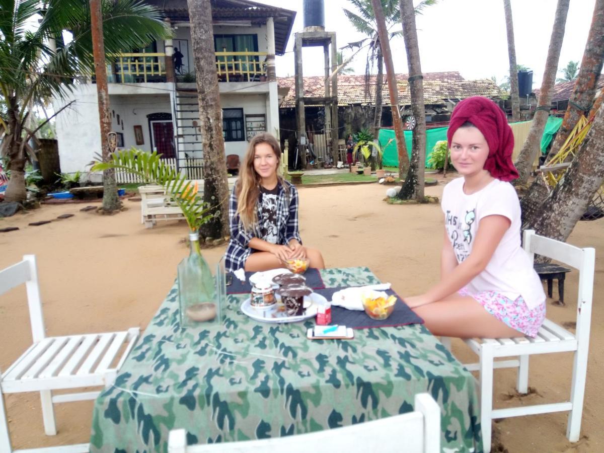 Ramya Ru Beach Home Galle Bagian luar foto